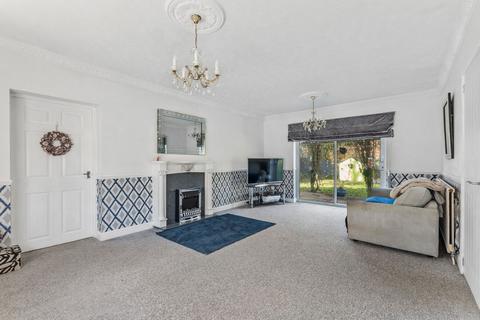16 Clarke Close, Kettering, NN16 9HP