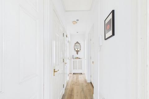 2 bedroom apartment for sale, Basildon Close, Croxley Green, WD18