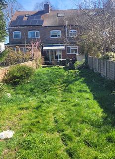 4 Rainsford Way, Hornchurch, RM12 4BJ