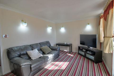 190 Berecroft, Harlow, CM18 7SF