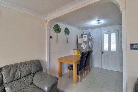 190 Berecroft, Harlow, CM18 7SF