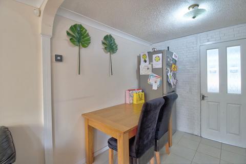 190 Berecroft, Harlow, CM18 7SF
