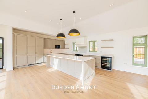 3 bedroom detached bungalow for sale, Epping Lane, Stapleford Tawney, RM4