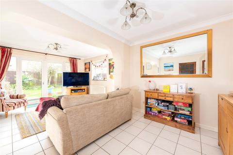14 Bradgate Road, Bedford, MK40 3DE