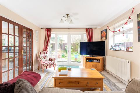 14 Bradgate Road, Bedford, MK40 3DE