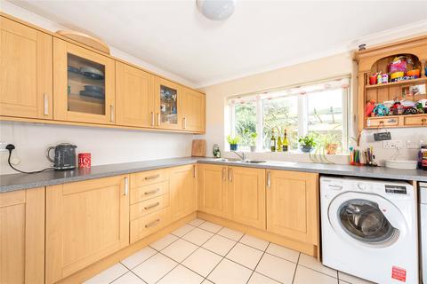 14 Bradgate Road, Bedford, MK40 3DE