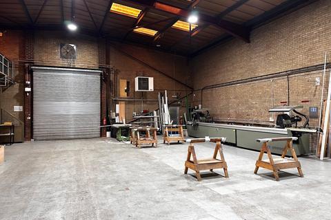 Industrial unit to rent, Unit 2, 80 Dollman Street, Nechells, Birmingham, B7 4RP