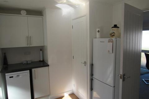 2 bedroom mobile home for sale, Keat Farm Close, Herne Bay