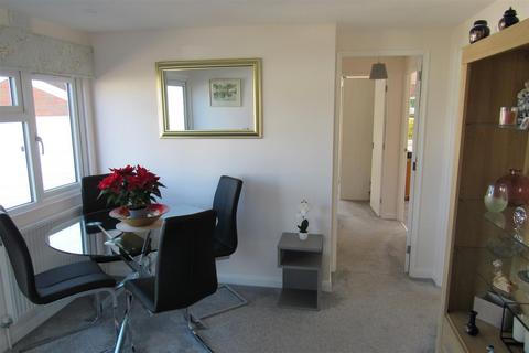 2 bedroom mobile home for sale, Keat Farm Close, Herne Bay