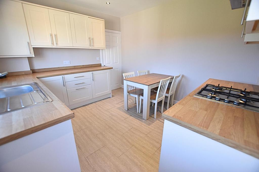 Kitchen breakfast room