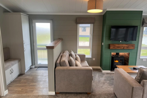 2 bedroom lodge for sale, Louth Lincolnshire