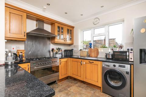 4 bedroom terraced house for sale, Wavell Way, Winchester, SO22