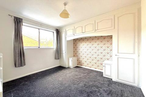 3 bedroom terraced house to rent, South Road, London, W5