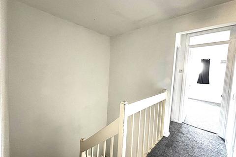 3 bedroom terraced house to rent, South Road, London, W5