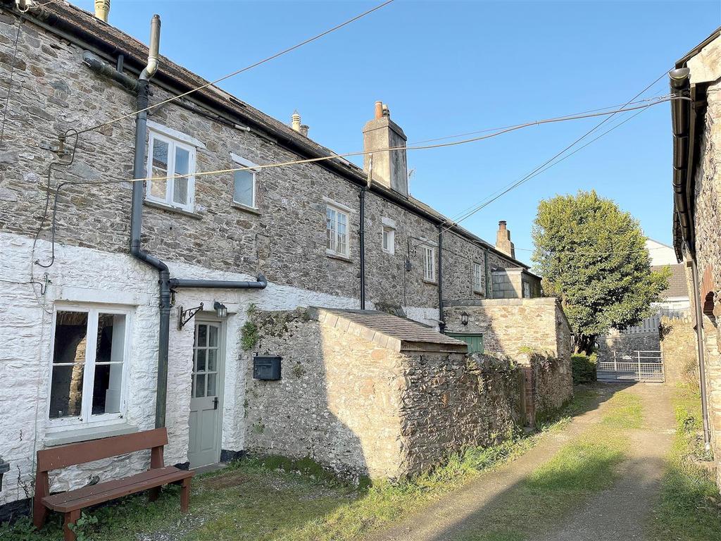 3 The Terrace Lane View.jpg