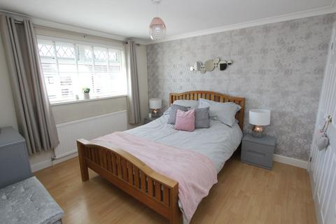 7 Four Acre, Llantwit Major, CF61 2XN