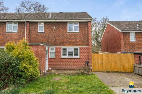 18 Baird Drive, Wood Street Village, Guildford, GU3 3EF