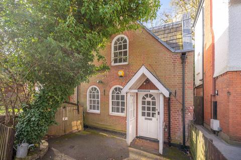 2 bedroom detached house to rent, Briardale Gardens, Hampstead, London, NW3