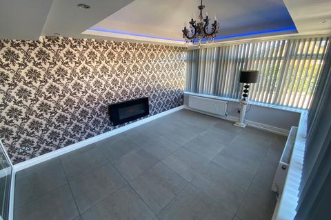 7 Top O Th Green, Chadderton, Oldham, OL9 7HL