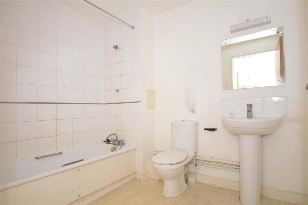 Bathroom copy.jpg