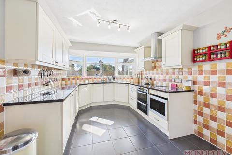 4 bedroom detached house for sale, Broadoaks, Darland Lane, Rossett, Wrexham