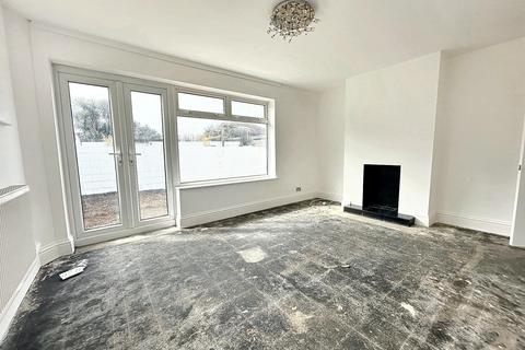 4 bedroom detached bungalow for sale, Cliff Gardens, Telscombe Cliffs, BN10 7BT