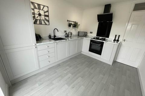 1 Tulip Close, Chadderton, Oldham, OL9 9TF