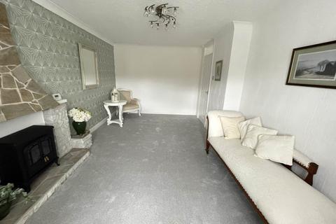 1 Tulip Close, Chadderton, Oldham, OL9 9TF