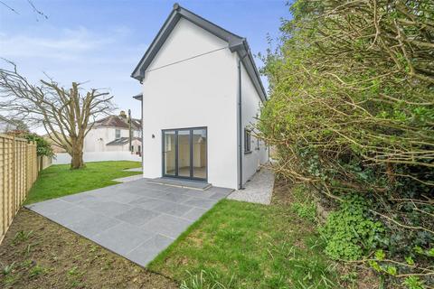 3 bedroom detached house for sale, Goldenbank, Falmouth