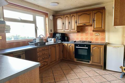 63 Bulwark Road, Helston, TR13 8JG