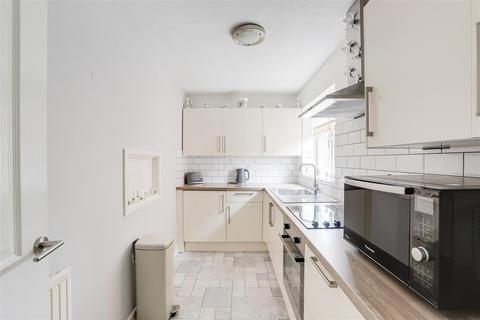 2 bedroom semi-detached bungalow for sale, Broadleigh Close, West Bridgford NG2