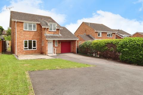 5 Abbey Meads, Glastonbury, BA6 8EZ
