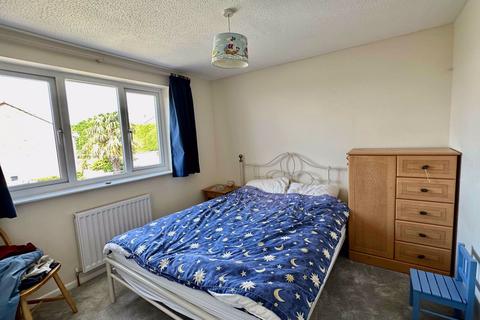 5 Abbey Meads, Glastonbury, BA6 8EZ