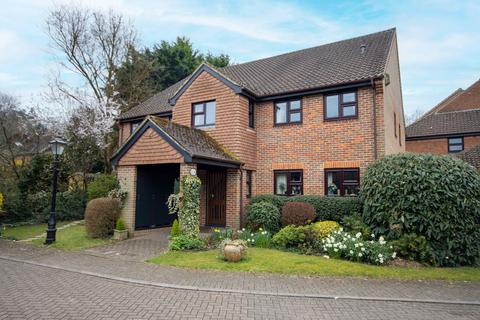 undefined, Turneys Orchard, Chorleywood, WD3