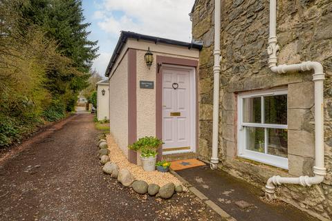 3 bedroom terraced house for sale, Polnoon Street, Eaglesham, East Renfrewshire