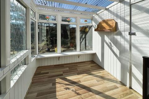 3 bedroom end of terrace house for sale, Kingsley Avenue, Rhyl, Denbighshire, LL18 2ES