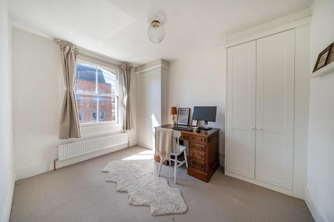 34a Ravensdon Street, London, SE11 4AR