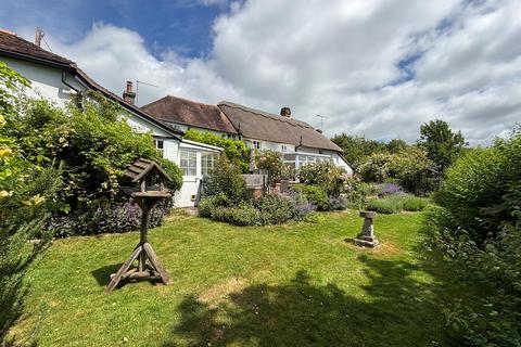 4 bedroom cottage for sale, Tarrant Keyneston