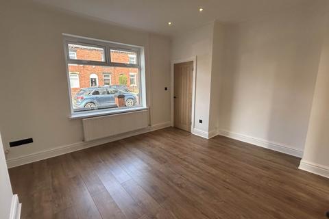 174 Denton Lane, Chadderton, Oldham, OL9 8PL