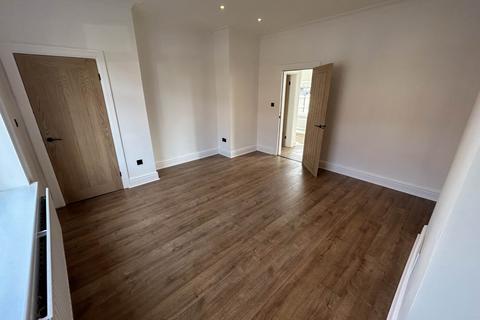 174 Denton Lane, Chadderton, Oldham, OL9 8PL
