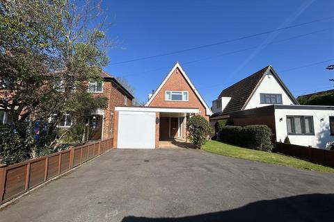 2 bedroom detached house for sale, Shawhurst Lane, Hollywood, Birmingham