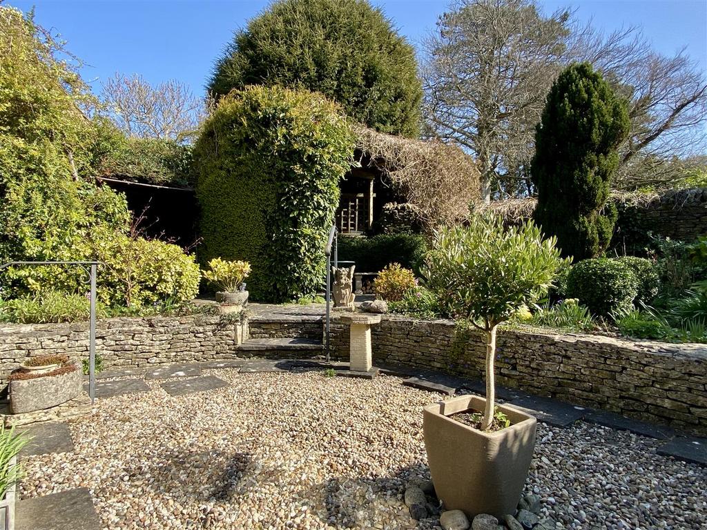 Rear Garden.jpg
