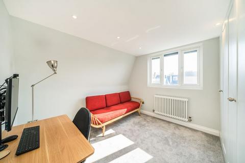 37a Fairlight Road, London, SW17 0JE