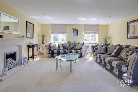 4 bedroom detached house for sale, Station Lane, Harwich CO12