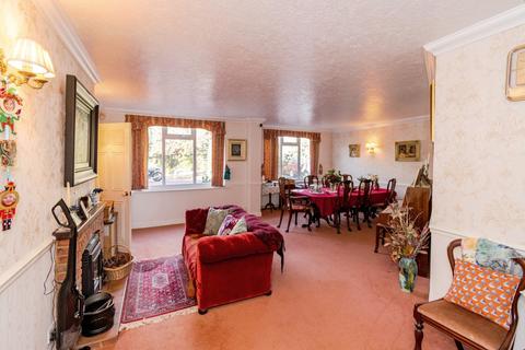 7 bedroom detached house for sale, Bursledon Road, Southampton SO19