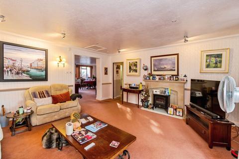 7 bedroom detached house for sale, Bursledon Road, Southampton SO19