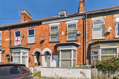 6 bedroom terraced house for sale, St. Hilda Street, Hull, HU3 1UT