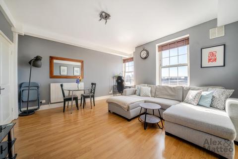 2 bedroom flat for sale, Pomona House, Surrey Quays, SE8
