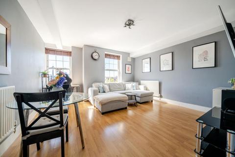 2 bedroom flat for sale, Pomona House, Surrey Quays, SE8
