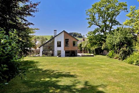 4 bedroom detached house for sale, Silver Street, Thorverton, Exeter, Devon, EX5